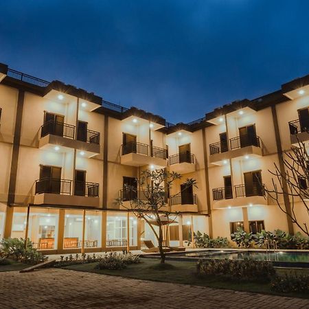 Panfila Hotel Kuta  Екстер'єр фото