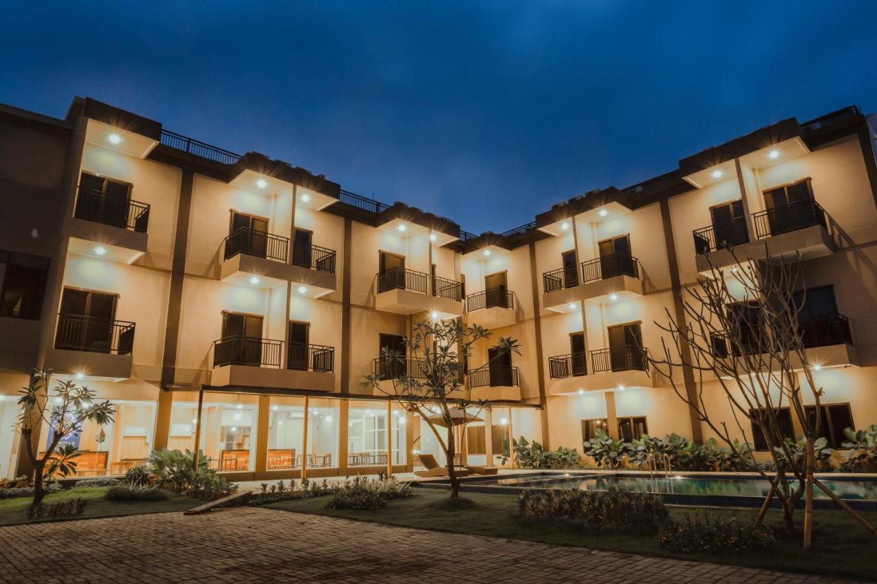 Panfila Hotel Kuta  Екстер'єр фото