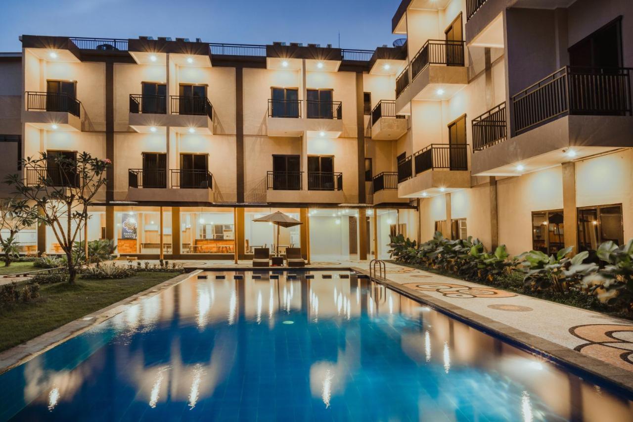 Panfila Hotel Kuta  Екстер'єр фото