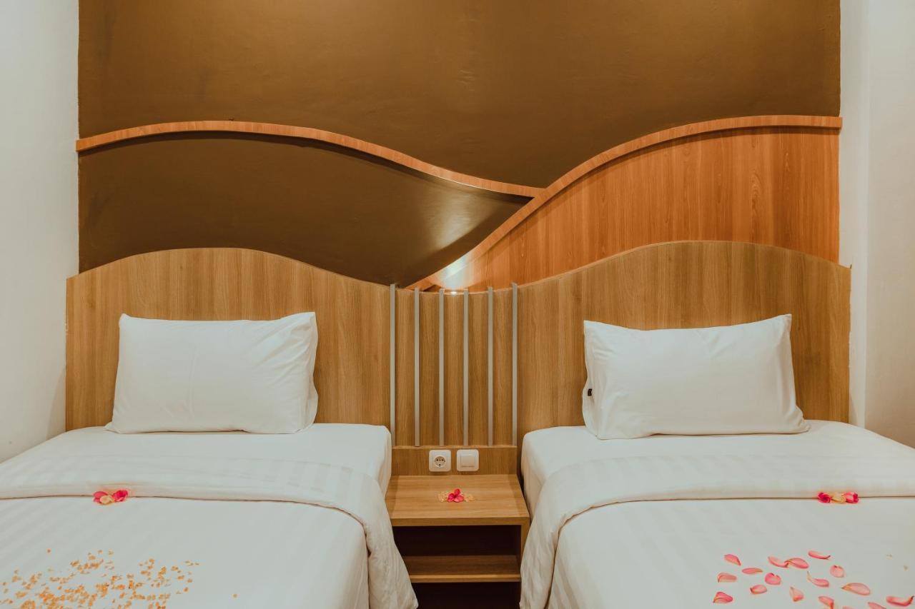 Panfila Hotel Kuta  Екстер'єр фото