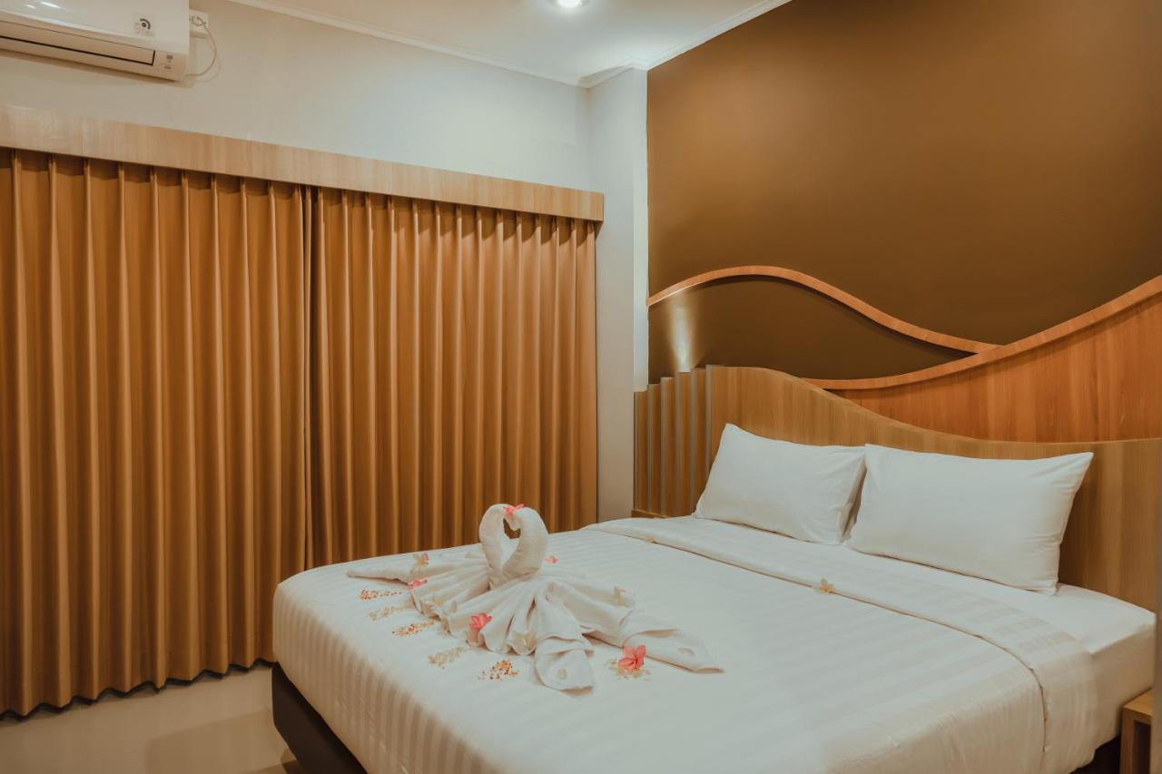 Panfila Hotel Kuta  Екстер'єр фото