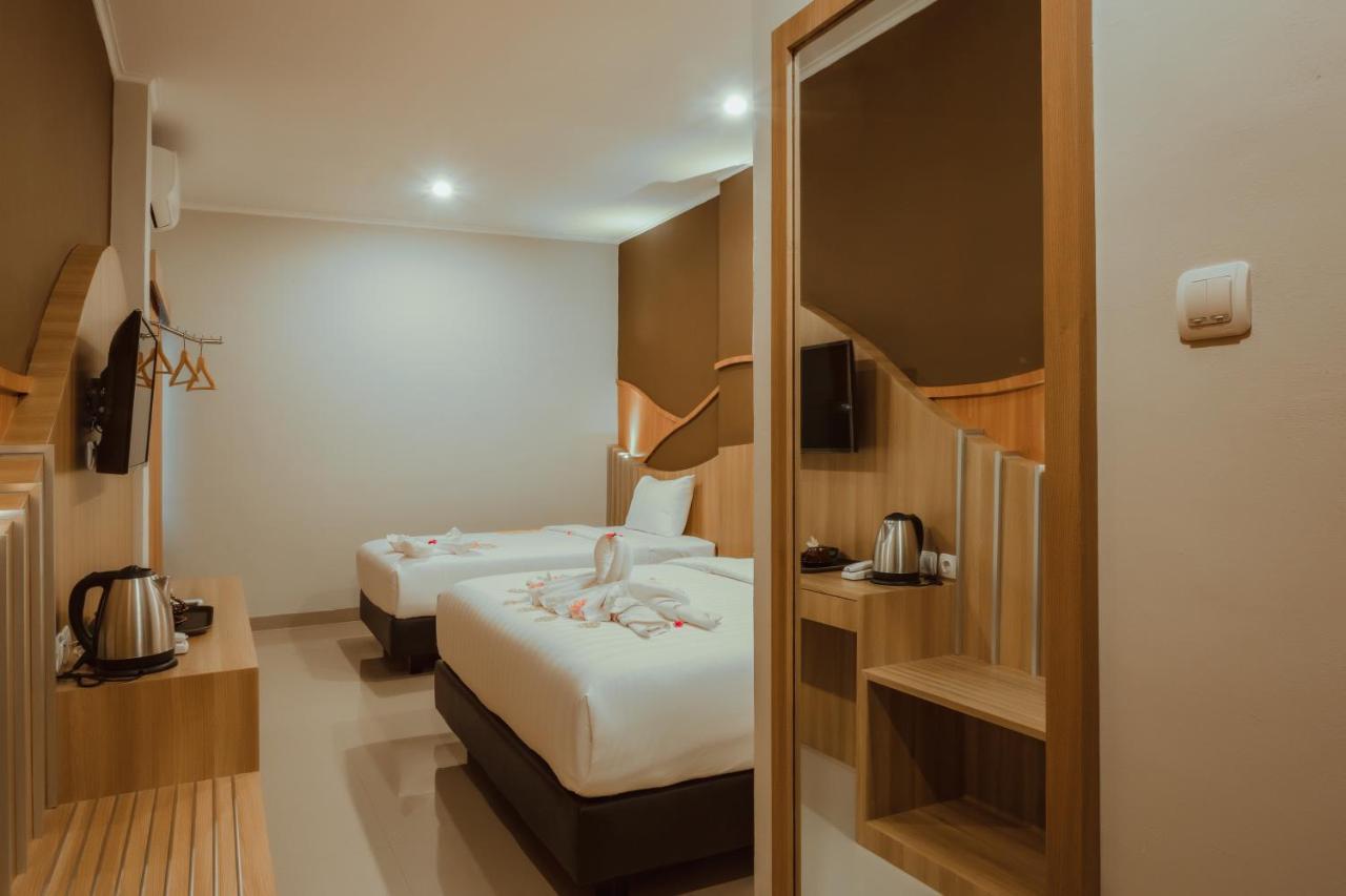Panfila Hotel Kuta  Екстер'єр фото