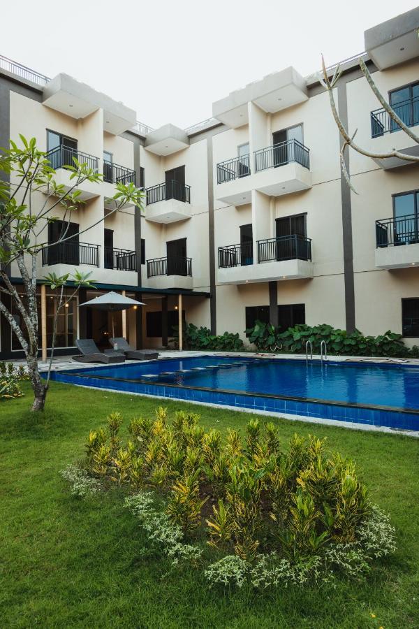 Panfila Hotel Kuta  Екстер'єр фото