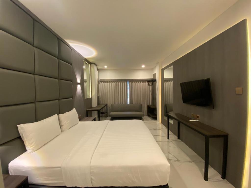 Panfila Hotel Kuta  Екстер'єр фото