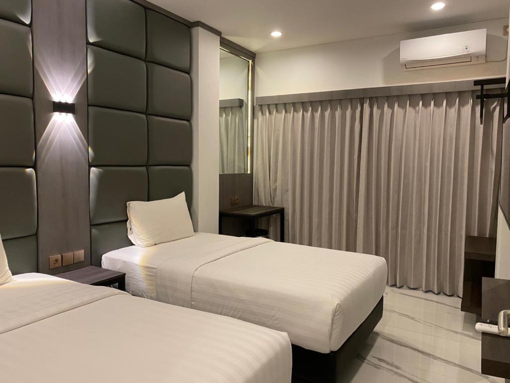 Panfila Hotel Kuta  Екстер'єр фото
